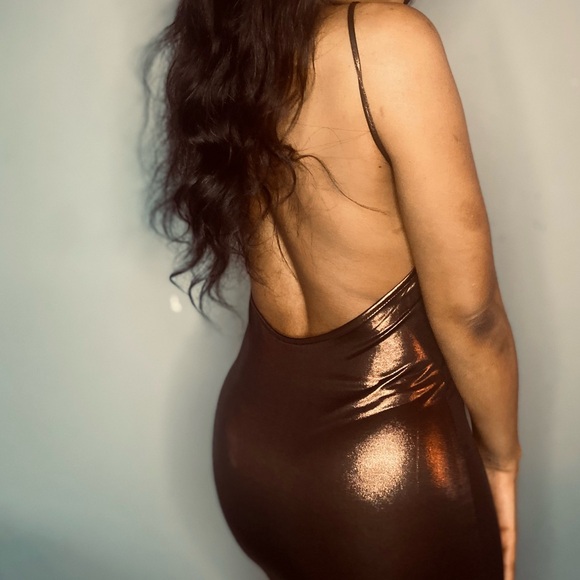 Metallic Brown Maxi Dress - Picture 2 of 8